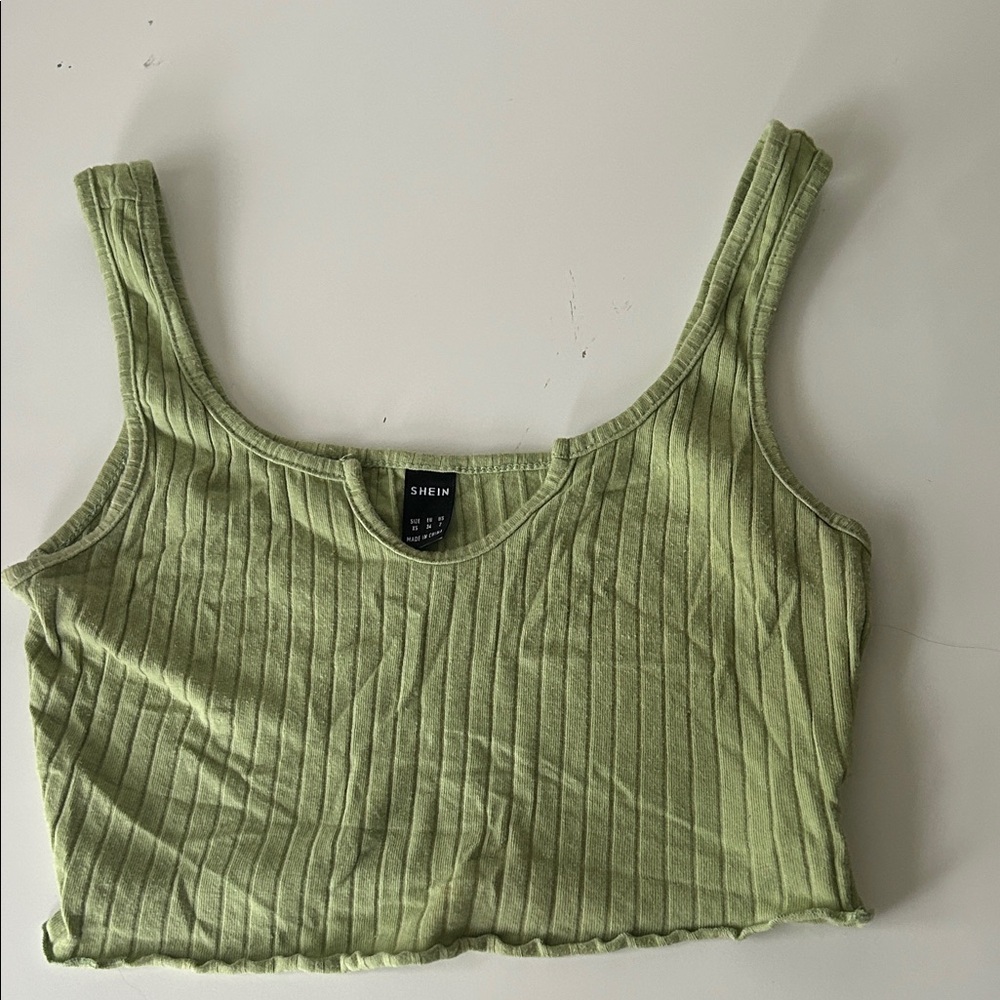 SHEIN Light Green Ribbed Crop Top